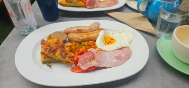 BookNoFees: Kafe – Brother Hubbard South – Dublin – Hubbard South Kardeş, fotoğraf 2