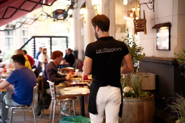 BookNoFees: Restoran – Le 4 Stagioni – Amsterdam – Dört Mevsim, fotoğraf 2