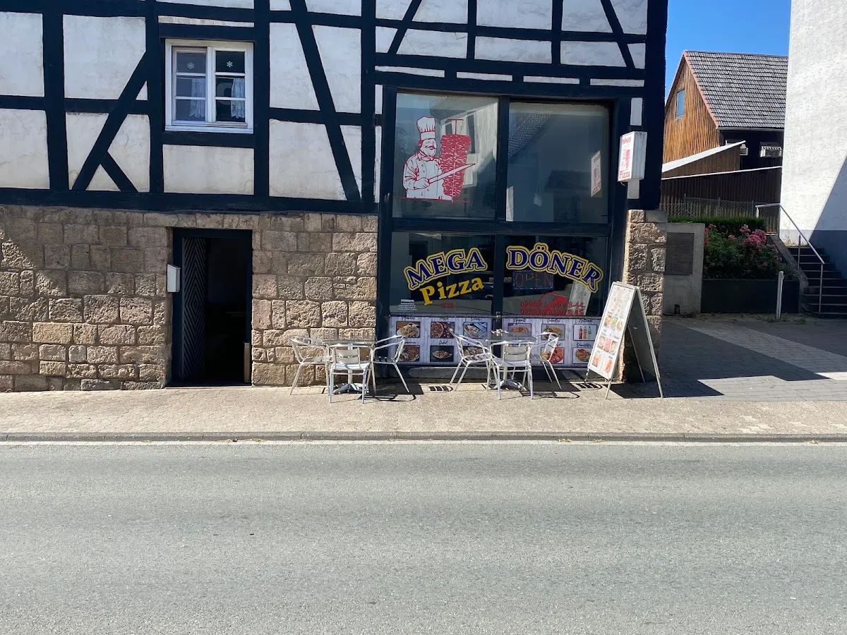 BookNoFees: Restoran – Mega Döner – Medebach – Mega Döner, fotoğraf 1