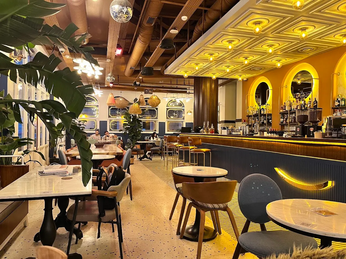BookNoFees: Restoran – Griffin Bomonti – Istanbul – Griffin Bomonti, fotoğraf 1