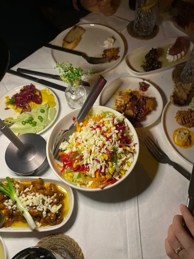 BookNoFees: Restoran – Griffin Bomonti – Istanbul – Griffin Bomonti, fotoğraf 2