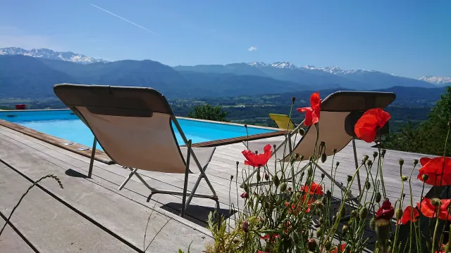 BookNoFees: Savoie'da havuzlu, 2 kişilik şirin kiralık daire – St Pierre D'albigny