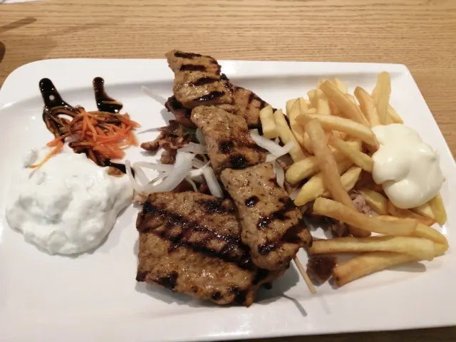 BookNoFees: Restoran – Akropolisgrill – Waltrop – Akropolis Grill, fotoğraf 3