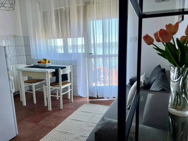 BookNoFees: Jasna Daire - nefes kesici gün batımları – Crikvenica