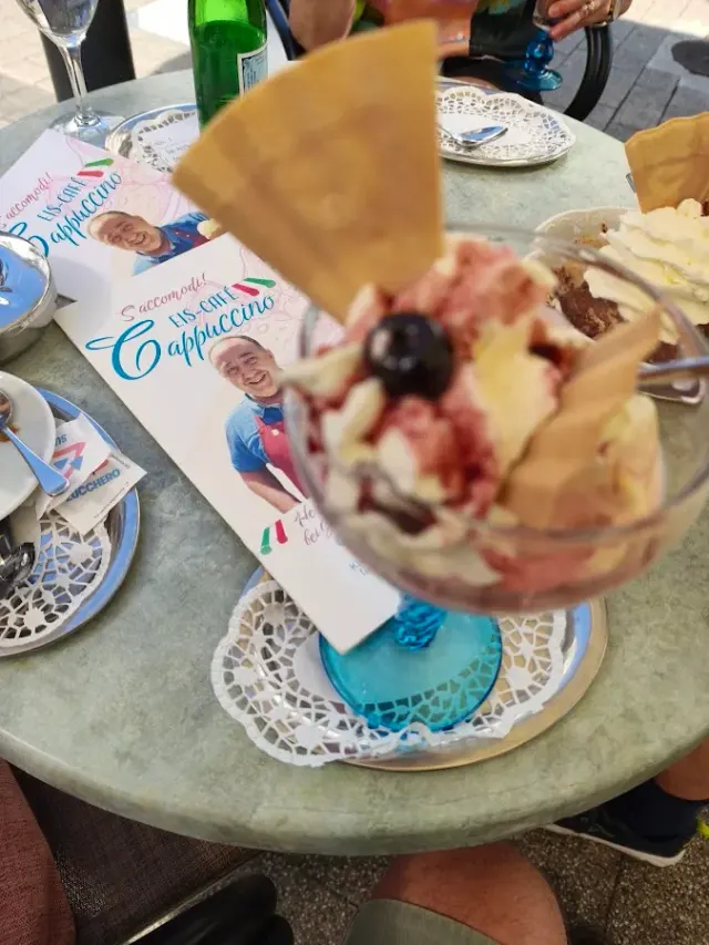 BookNoFees: Restoran – Eiscafé Cappuccino – Altena – Eiscafé Cappuccino, fotoğraf 2