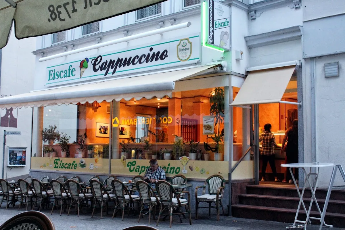 BookNoFees: Restoran – Eiscafé Cappuccino – Altena – Eiscafé Cappuccino, fotoğraf 1