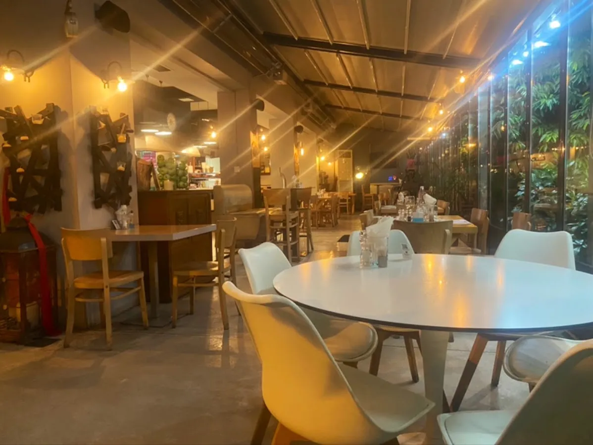 BookNoFees: Restoran – BROTH3RS – Athens – Kardeşler, fotoğraf 1