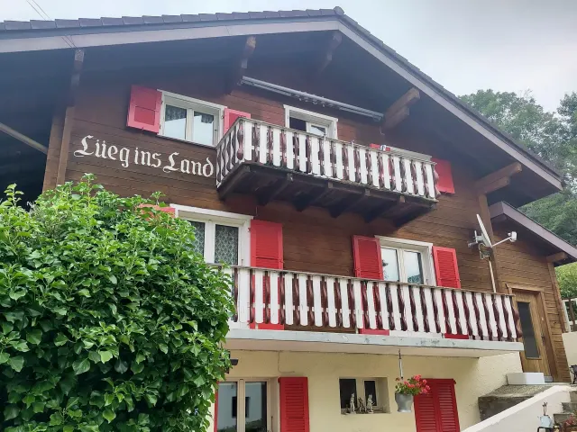 BookNoFees: Lüeg ins Land Tatil Dairesi – Bürchen – Bürchen