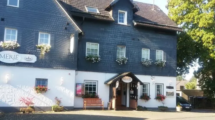 BookNoFees: Restoran – Landgasthof & Hotel Merje – Kreuztal – Landgasthof & Otel Merje, fotoğraf 1