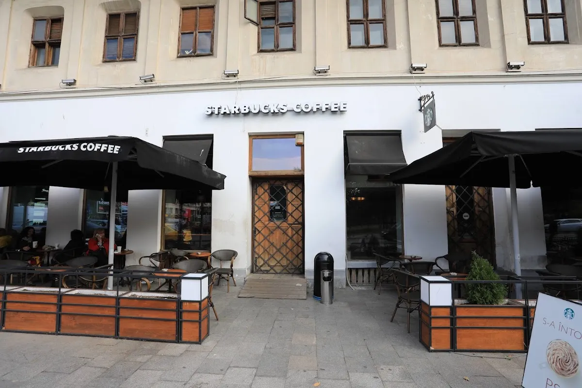 BookNoFees: Restoran – Starbucks – Bucharest – Starbucks, fotoğraf 1