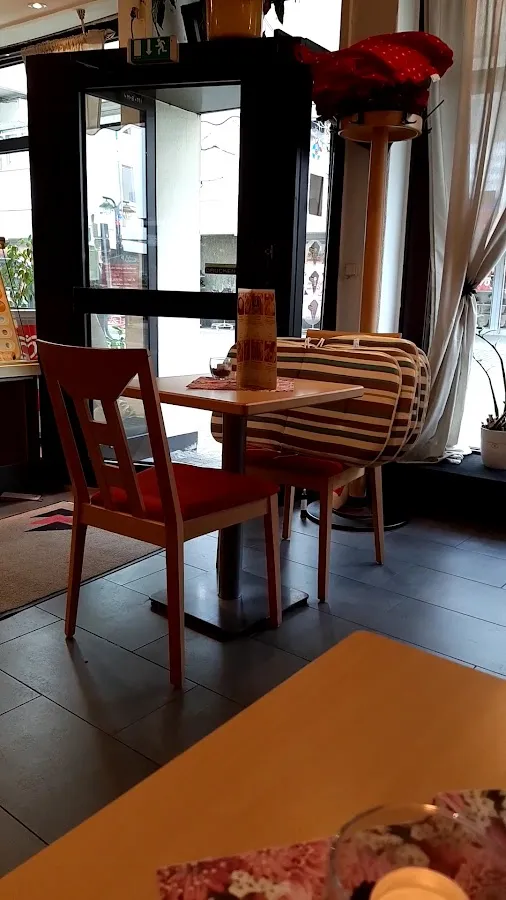 BookNoFees: Restoran – Anna's Café – Geseke – Anna'nın Kafe'si, fotoğraf 3