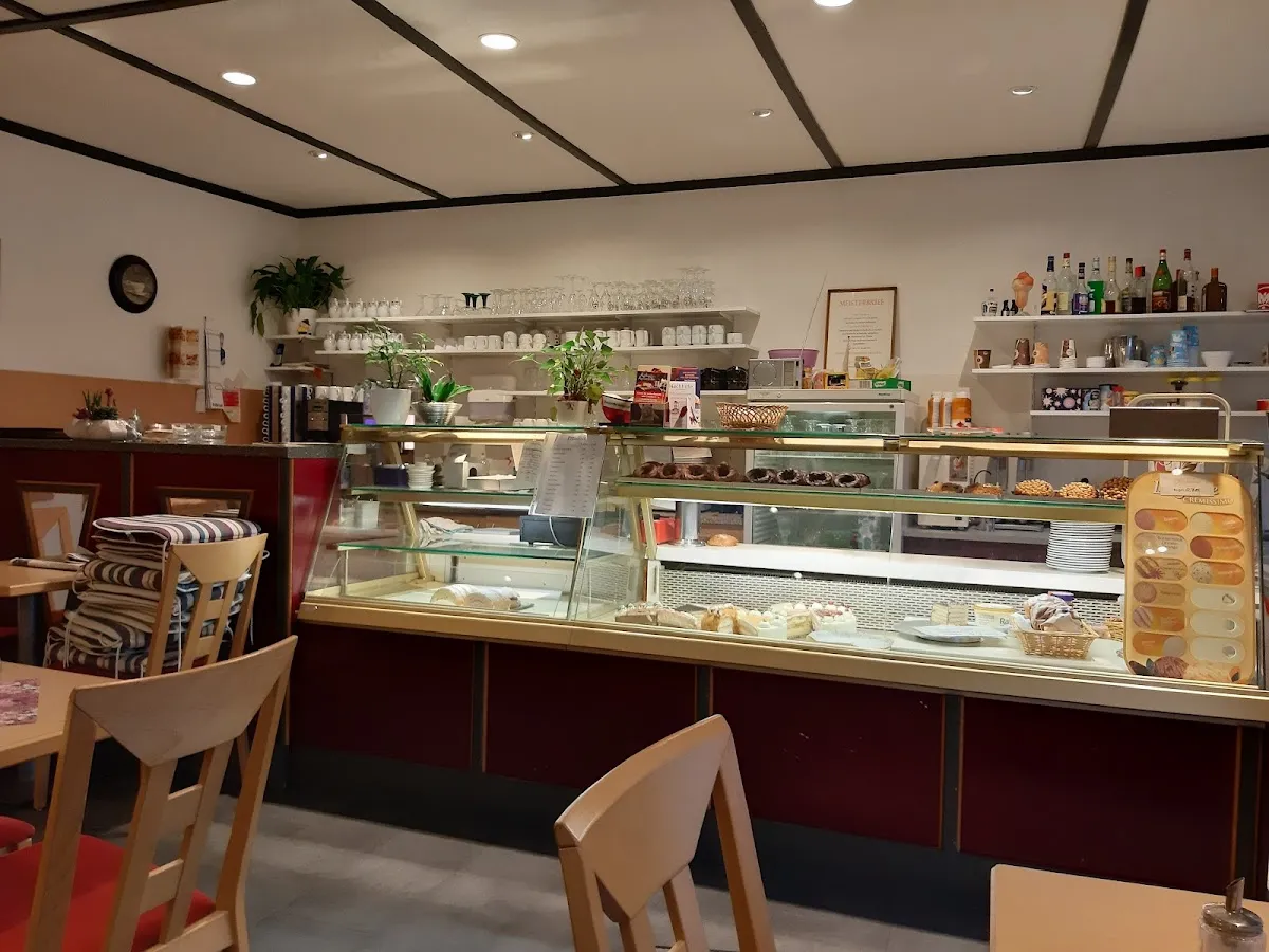 BookNoFees: Restoran – Anna's Café – Geseke – Anna'nın Kafe'si, fotoğraf 1