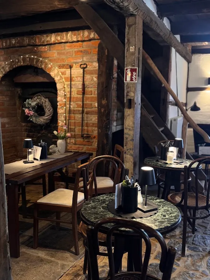 BookNoFees: Restoran – Mühlenhof – Breckerfeld – Mühlenhof, fotoğraf 1
