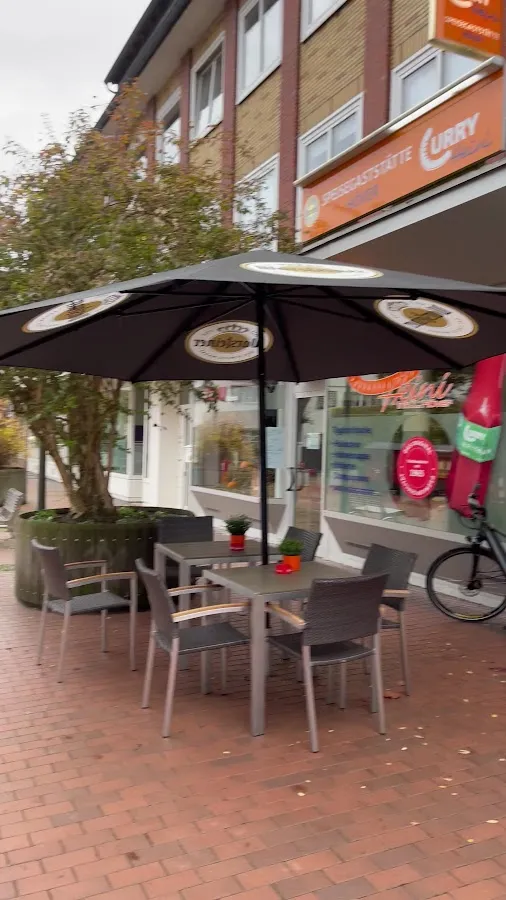 BookNoFees: Restoran – Speisegaststätte Curry Heini – Waltrop – Curry Heini Yemekhanesi, fotoğraf 3